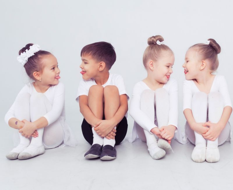 Tippy Toe Sparkles ballet classes for children
