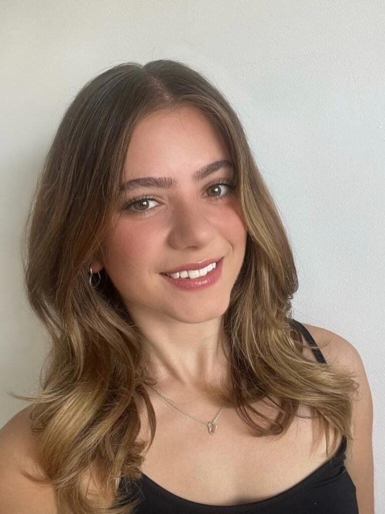 Miss Amy Tippy Toes Ballet Teacher